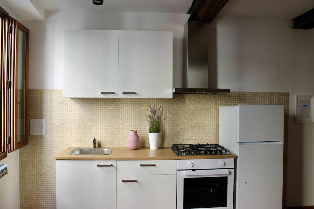 Cute Apartment Near Santa Croce Florence Buitenkant foto