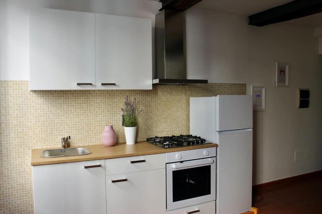 Cute Apartment Near Santa Croce Florence Buitenkant foto