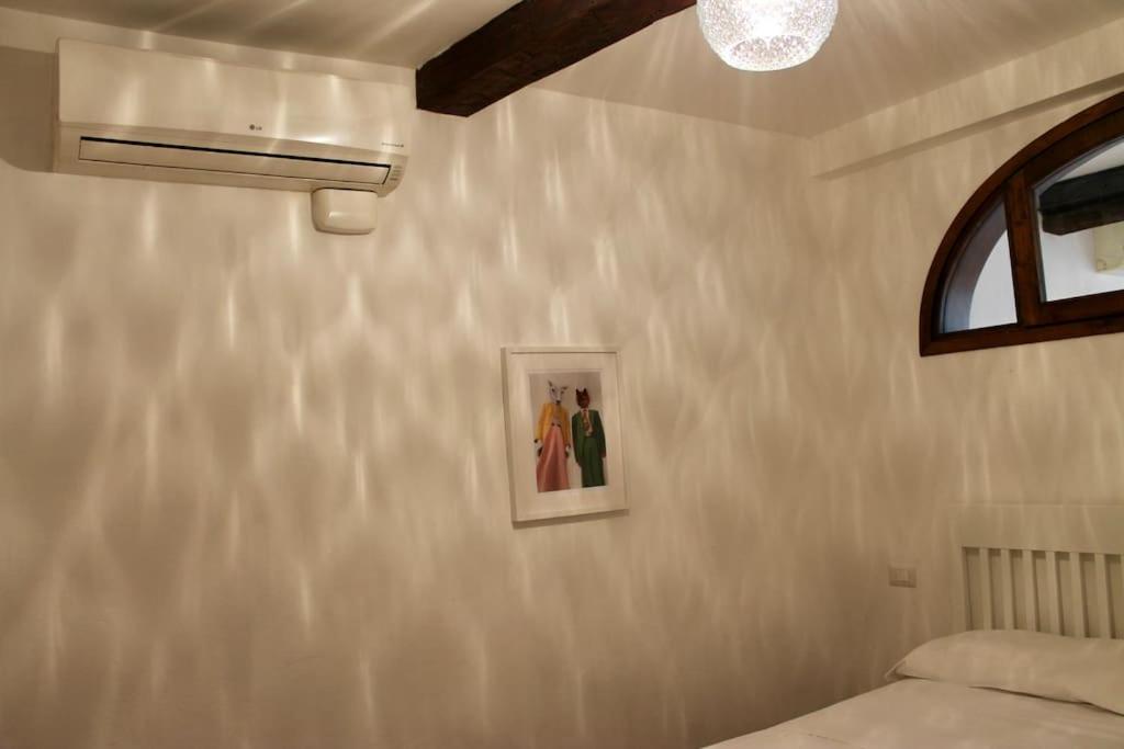 Cute Apartment Near Santa Croce Florence Buitenkant foto