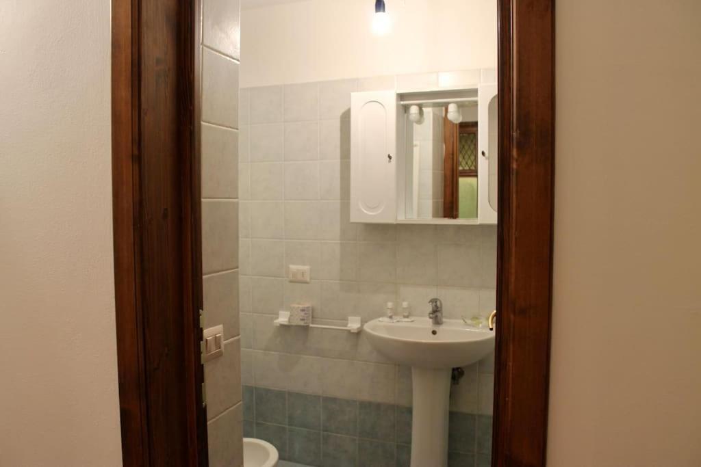 Cute Apartment Near Santa Croce Florence Buitenkant foto